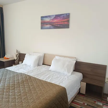 公寓 Bobi's Apartments-sveta Elena *