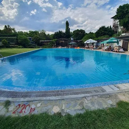 Bobi's Apartments-sveta Elena *